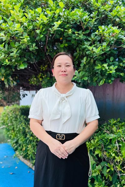 后勤主任 廖燕妮